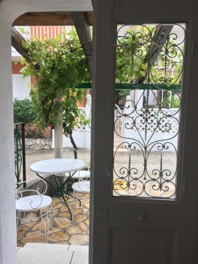 Vintage House For Rent 60M From Sea Apartment Baska Voda Exterior photo